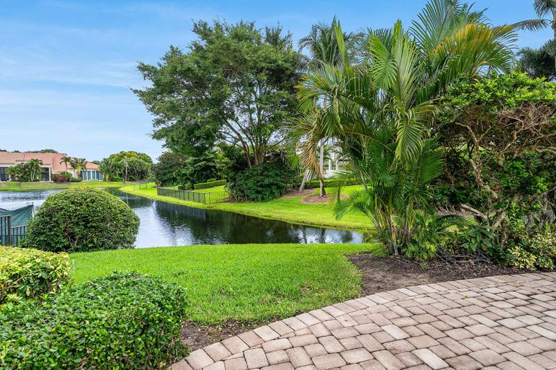 3 bedroom Single Family Residence at 13740 Le Havre Drive, Frenchmans Creek, Palm Beach Gardens — photo 3