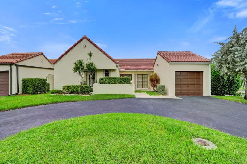 3 bedroom Single Family Residence at 2001 Maplewood Drive, Maple Wood Villas, Coral Springs — photo 5