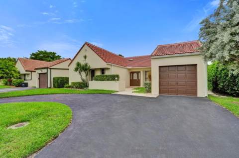2001 Maplewood Drive, Coral Springs FL - photo 6 of 52