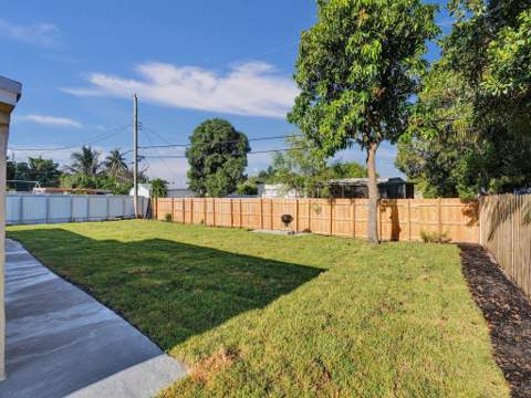 5231 NE 19th Terrace, Pompano Beach FL - photo 11 of 15