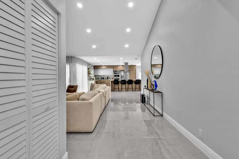 3 bedroom Single Family Residence at 136 Greens Road, Greens Of Emerald Hills, Hollywood — photo 5