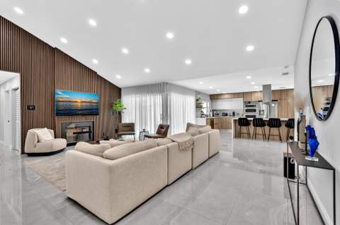 136 Greens Road, Hollywood FL - photo 6 of 59
