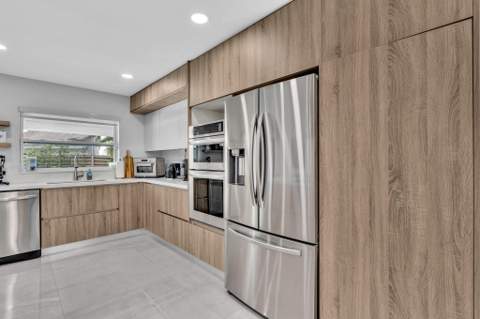 136 Greens Road, Hollywood FL - photo 17 of 59