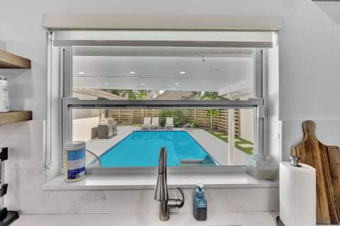 136 Greens Road, Hollywood FL - photo 23 of 59