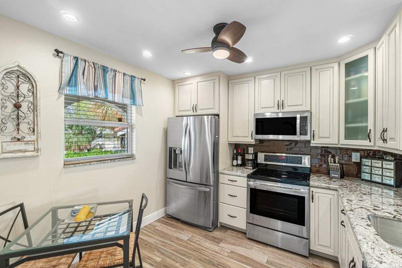 2 bedroom Condominium at 250 NE 20th Street #230, Tierra Del Sol Condo, Boca Raton — photo 4
