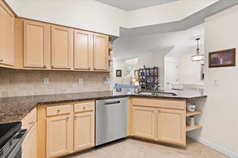 776 Dakota Drive #102, Jupiter FL - photo 17 of 58