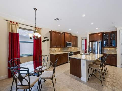 11899 SW Crestwood Circle, Port St. Lucie FL - photo 16 of 85