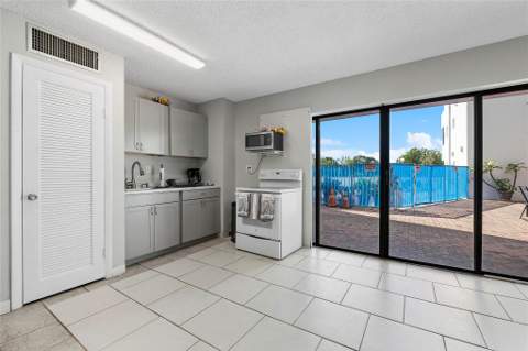 1720 Jefferson Street #212, Hollywood FL - photo 18 of 25
