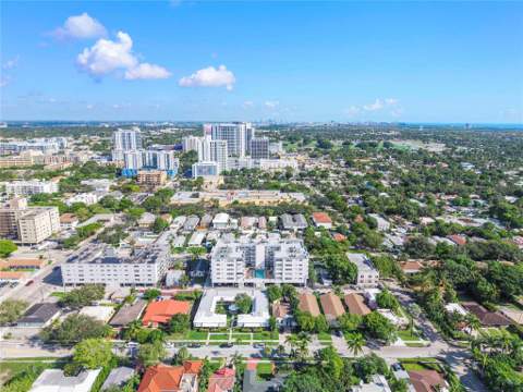 1720 Jefferson Street #212, Hollywood FL - photo 23 of 25