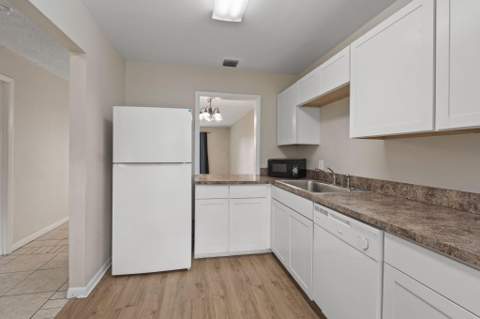 333 SE Martin Avenue #5-7, Stuart FL - photo 7 of 36