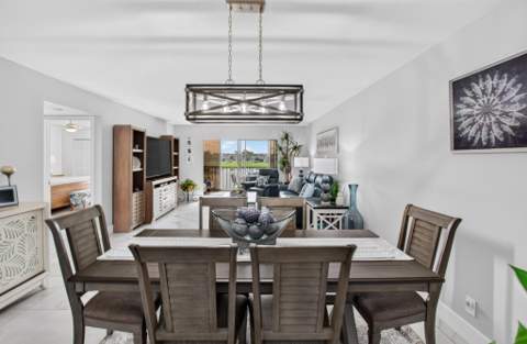 7310 Ashford Place #205, Delray Beach FL - photo 9 of 58