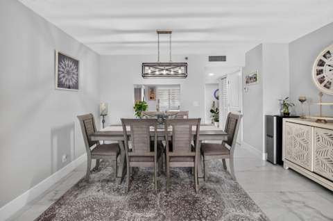 7310 Ashford Place #205, Delray Beach FL - photo 8 of 58