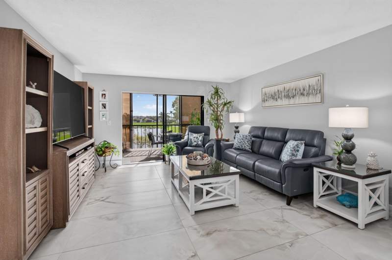 2 bedroom Condominium at 7310 Ashford Place #205, Huntington Lakes Sec Five Condos, Delray Beach — photo 2