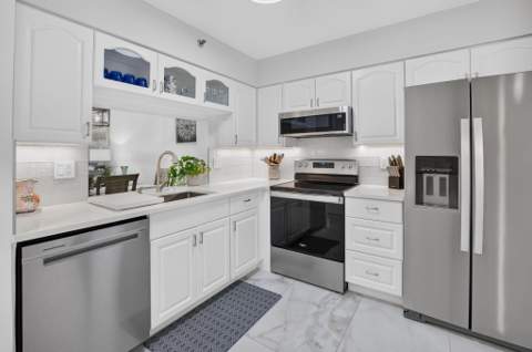7310 Ashford Place #205, Delray Beach FL - photo 16 of 58