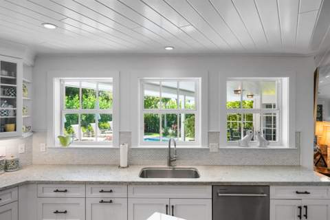 60 Colony Road, Jupiter Inlet Colony FL - photo 14 of 60