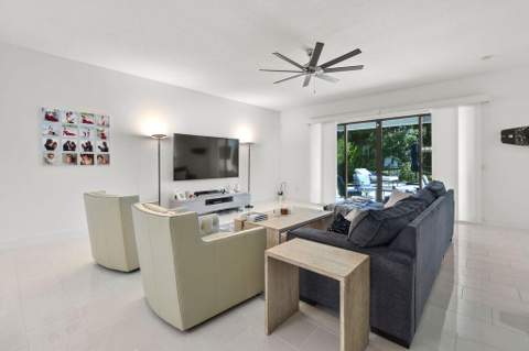 2948 Gin Berry Way, West Palm Beach FL - photo 12 of 32