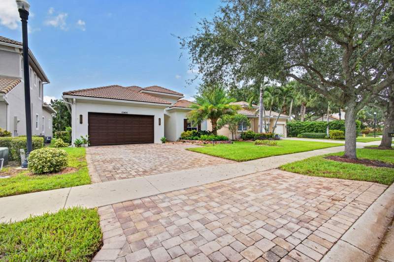 3 bedroom Single Family Residence at 12491 Aviles Circle, Paloma, Palm Beach Gardens — photo 2