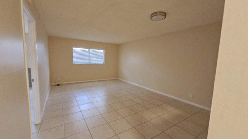 1 bedroom Condominium at 4200 NW 3rd Court #122, Village Green Condo, Plantation — photo 3