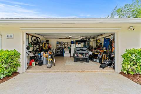6866 Paul Mar Drive, Lake Worth FL - photo 15 of 32