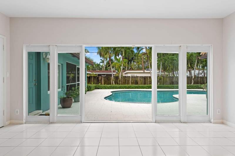 4 bedroom Single Family Residence at 1322 Monroe Street, Hollywood Lakes Section, Hollywood — photo 3