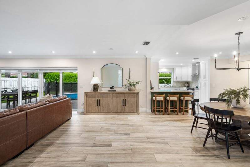 3 bedroom Single Family Residence at 979 SW 13th Drive, Boca Raton Square Unit 5, Boca Raton — photo 4