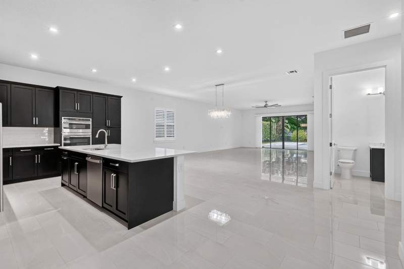 3 bedroom Single Family Residence at 2948 Gin Berry Way, Banyan Cay Resort Community Plat, West Palm Beach — photo 4