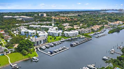844 Bay Colony Drive, Juno Beach FL - photo 17 of 35