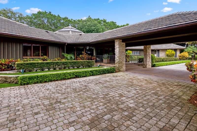 5 bedroom Single Family Residence at 19700 Oakbrook Circle, Oakbrook, Boca Raton — photo 3