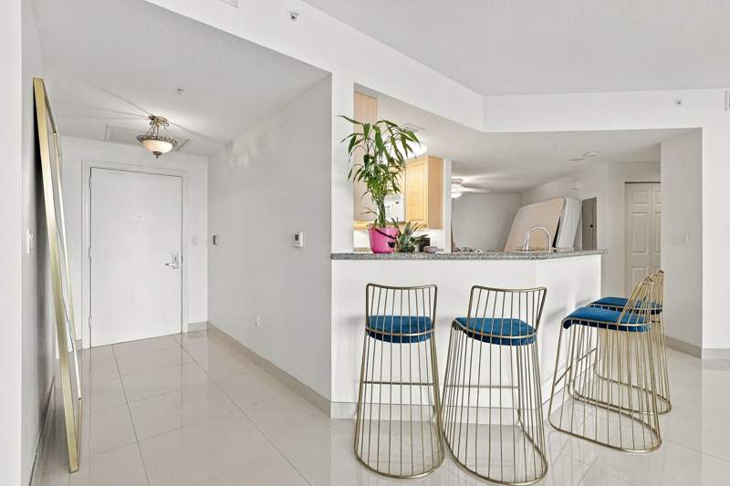 2 bedroom Condominium at 6001 N Ocean Drive #503, Renaissance On The Ocean, Hollywood — photo 3