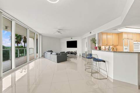 6001 N Ocean Drive #503, Hollywood FL - photo 9 of 67