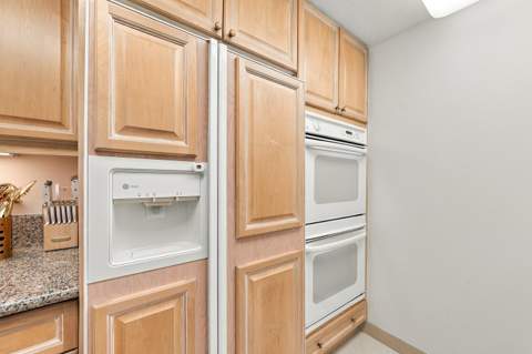 6001 N Ocean Drive #503, Hollywood FL - photo 10 of 67