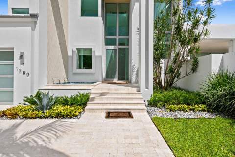 1280 S Ocean Boulevard, Delray Beach FL - photo 8 of 37