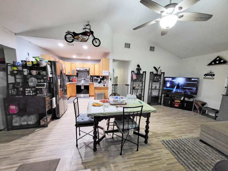 3 bedroom Single Family Residence at 368 Johnston Street, Replat Of Palm Gardens, Fort Pierce — photo 1