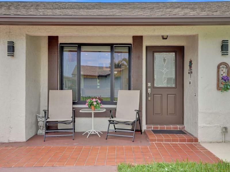 2 bedroom Single Family Residence at 2085 SW 15th Place, The Meadows Of Crystal Lake, Deerfield Beach — photo 2