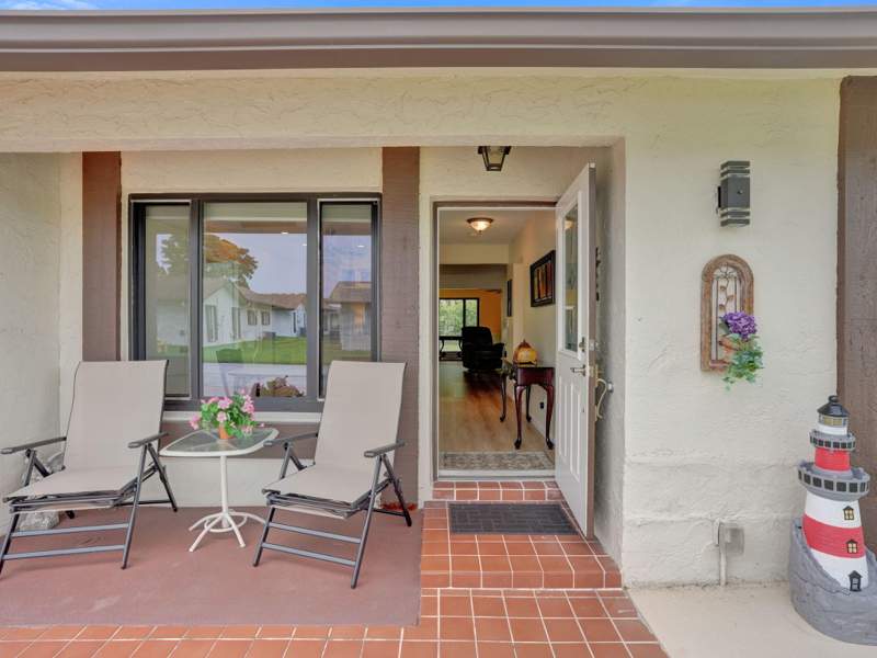 2 bedroom Single Family Residence at 2085 SW 15th Place, The Meadows Of Crystal Lake, Deerfield Beach — photo 3
