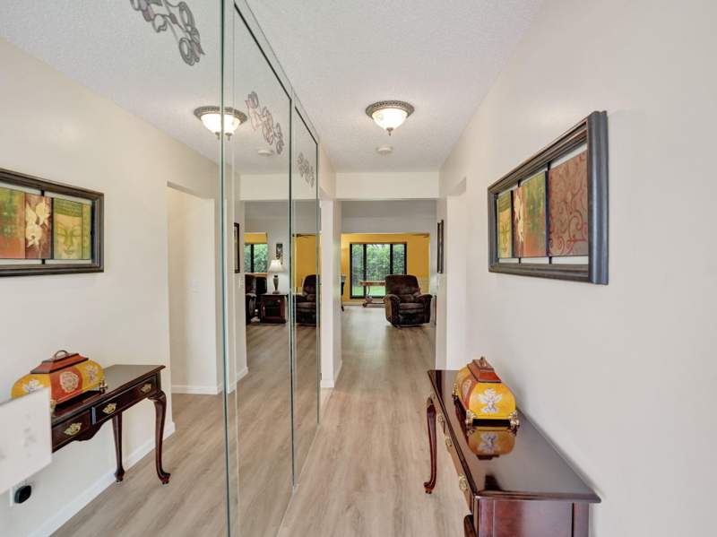 2 bedroom Single Family Residence at 2085 SW 15th Place, The Meadows Of Crystal Lake, Deerfield Beach — photo 4