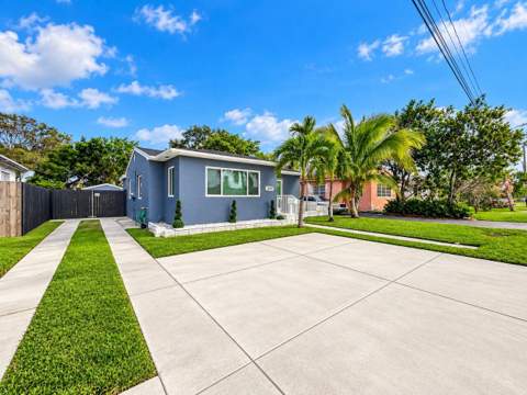 2649 Johnson Street, Hollywood FL - photo 12 of 60