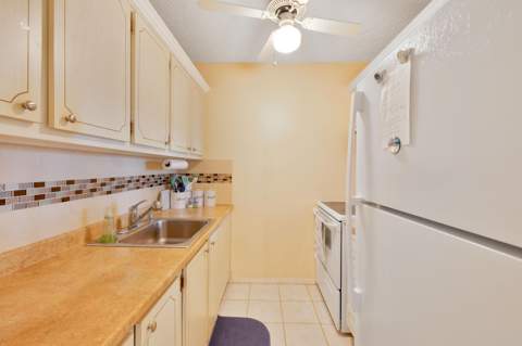 2542 S Federal Highway, Boynton Beach FL - photo 6 of 25