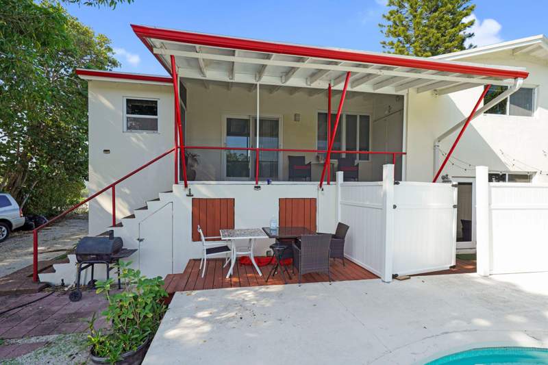 4 bedroom Single Family Residence at 220 NW 42nd Street, Prospect Gardens, Oakland Park — photo 5