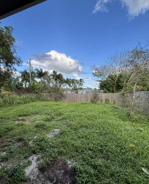310 Jennings Avenue, Greenacres FL - photo 17 of 18