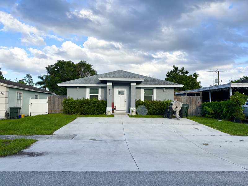 3 bedroom Single Family Residence at 310 Jennings Avenue, Greenacres 2, Greenacres — photo 1
