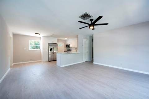 2380 NE 8th Avenue, Pompano Beach FL - photo 6 of 20