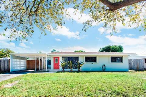 2380 NE 8th Avenue, Pompano Beach FL - photo 17 of 20