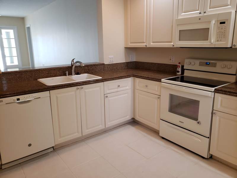 2 bedroom Condominium at 11 Harbour Isle Drive #201, Harbour Isle At Hutchinson Island West, Fort Pierce — photo 2