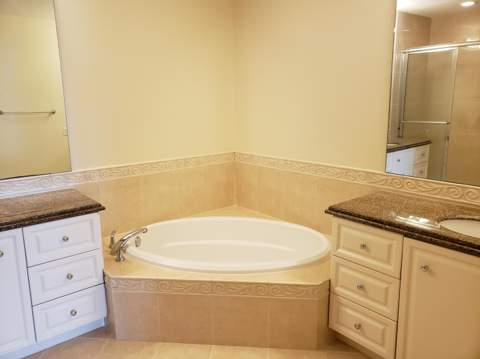 11 Harbour Isle Drive #201, Fort Pierce FL - photo 16 of 29