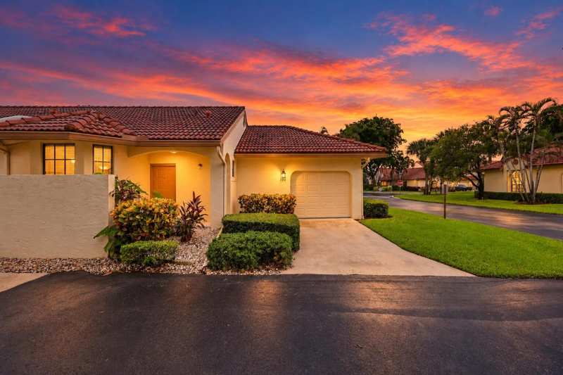 2 bedroom Villa at 8292 Waterline Drive #106, Harbours At Aberdeen Condo, Boynton Beach — photo 1