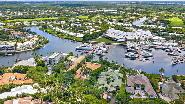 193 Spyglass Court, home for sale in Jupiter