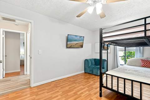 2526 SE Victory Avenue, Port St. Lucie FL - photo 24 of 50