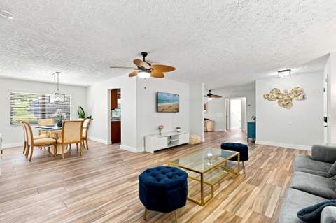 2526 SE Victory Avenue, Port St. Lucie FL - photo 8 of 50