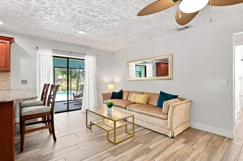 2526 SE Victory Avenue, Port St. Lucie FL - photo 16 of 50